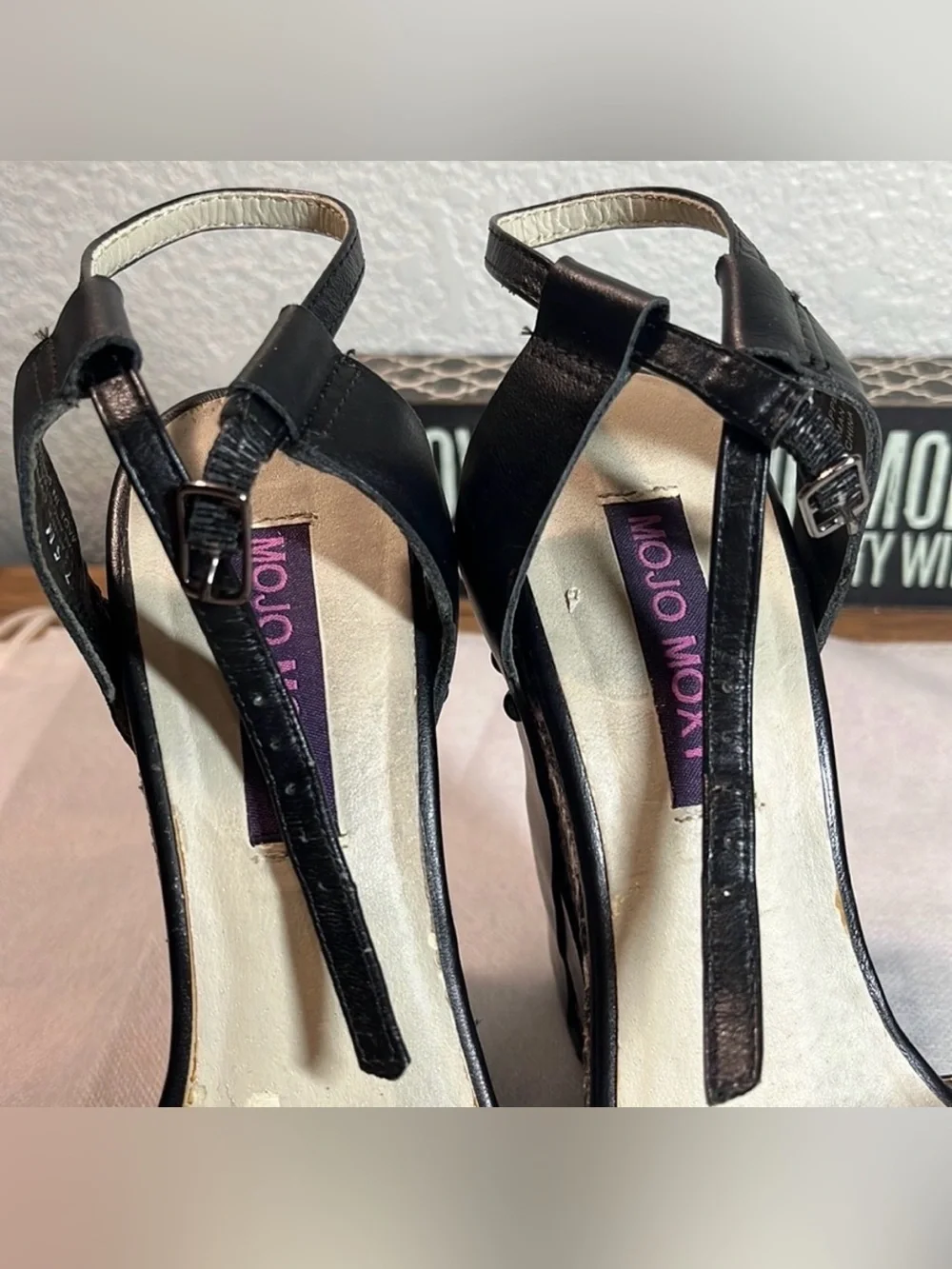 Mojo Moxy Sonny Python Snake Print Wedge Sandals Black Leather Bow Womens 7.5